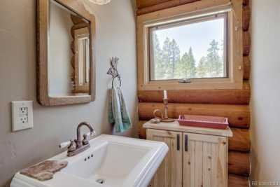 Home For Sale in Twin Lakes, Colorado