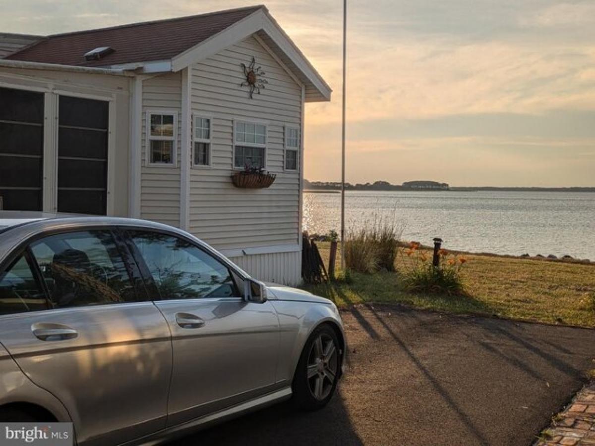 Picture of Home For Sale in Ocean View, Delaware, United States