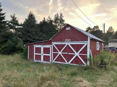 Home For Sale in Beaver Dams, New York