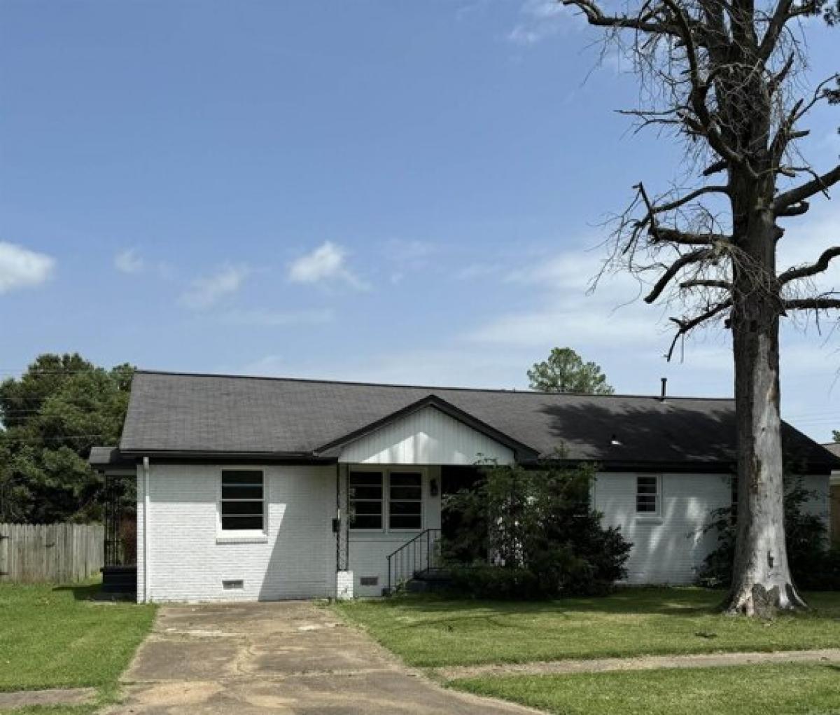 Picture of Home For Sale in Blytheville, Arkansas, United States