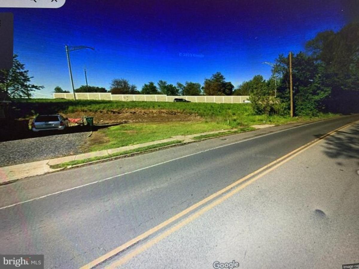 Picture of Residential Land For Sale in Bristol, Pennsylvania, United States