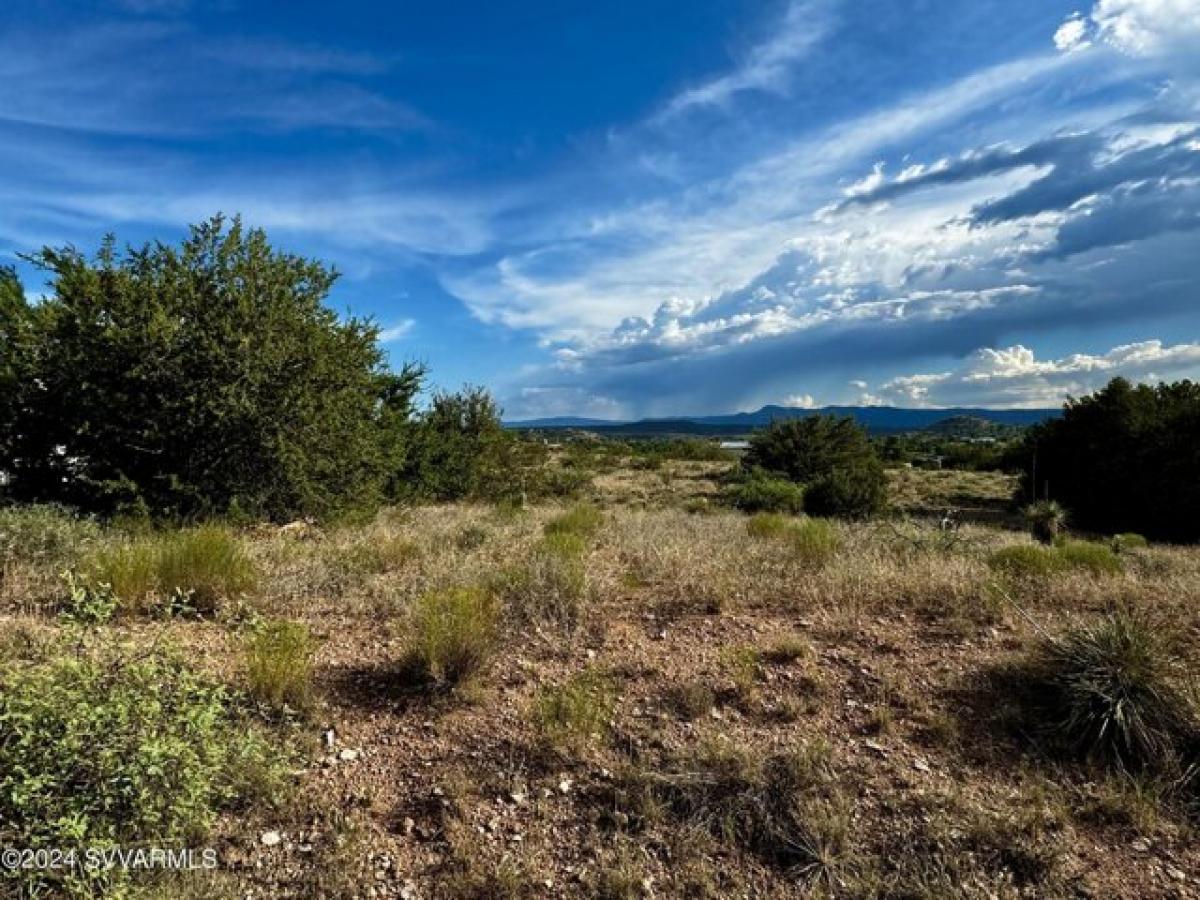 Picture of Residential Land For Sale in Rimrock, Arizona, United States