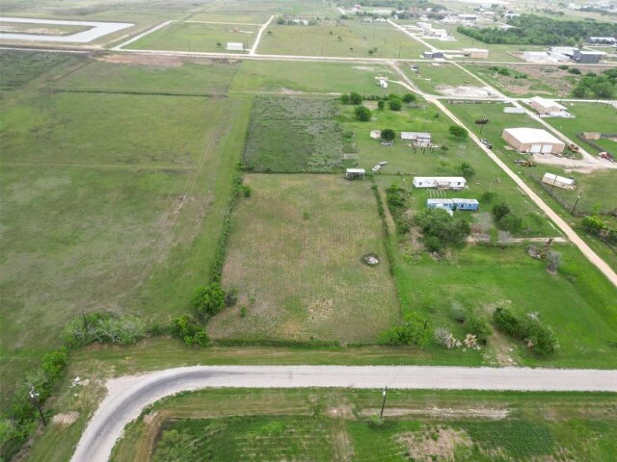 Picture of Residential Land For Sale in Matagorda, Texas, United States