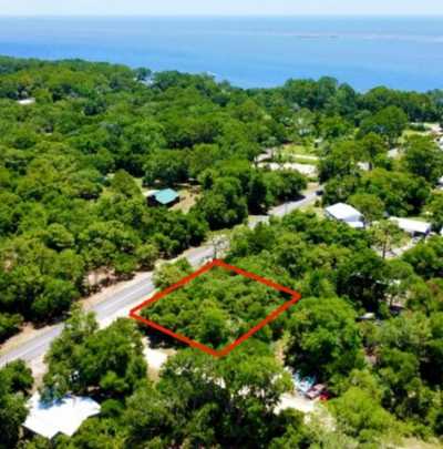 Residential Land For Sale in Lanark Village, Florida