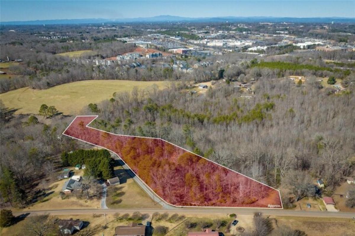 Picture of Residential Land For Sale in Hickory, North Carolina, United States