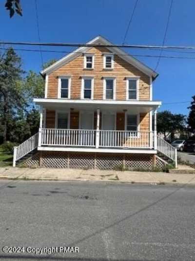 Home For Rent in Stroudsburg, Pennsylvania