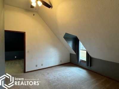 Home For Sale in Toledo, Iowa