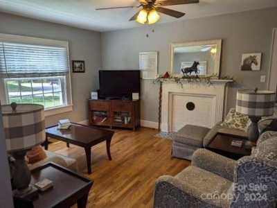 Home For Sale in Newton, North Carolina