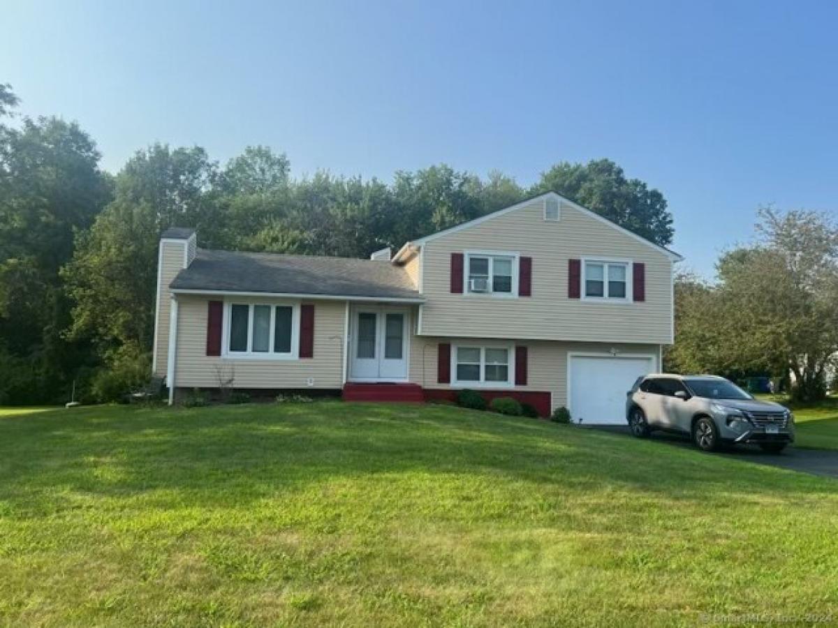 Picture of Home For Rent in Bloomfield, Connecticut, United States