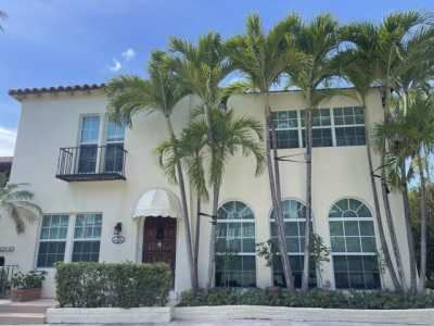 Home For Rent in Palm Beach, Florida