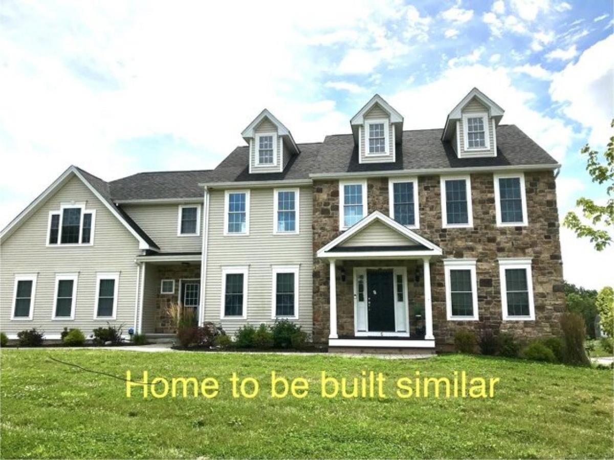 Picture of Home For Sale in Avon, Connecticut, United States