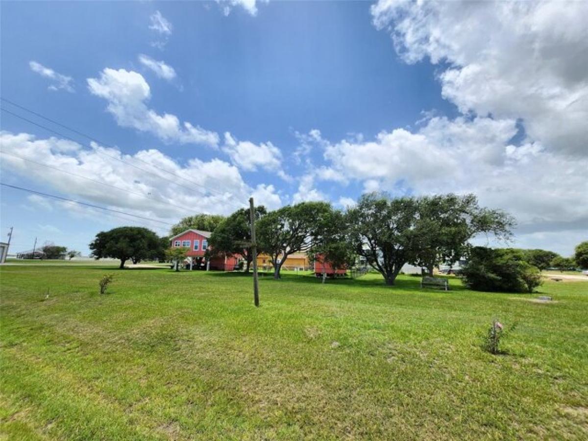 Picture of Residential Land For Sale in Palacios, Texas, United States