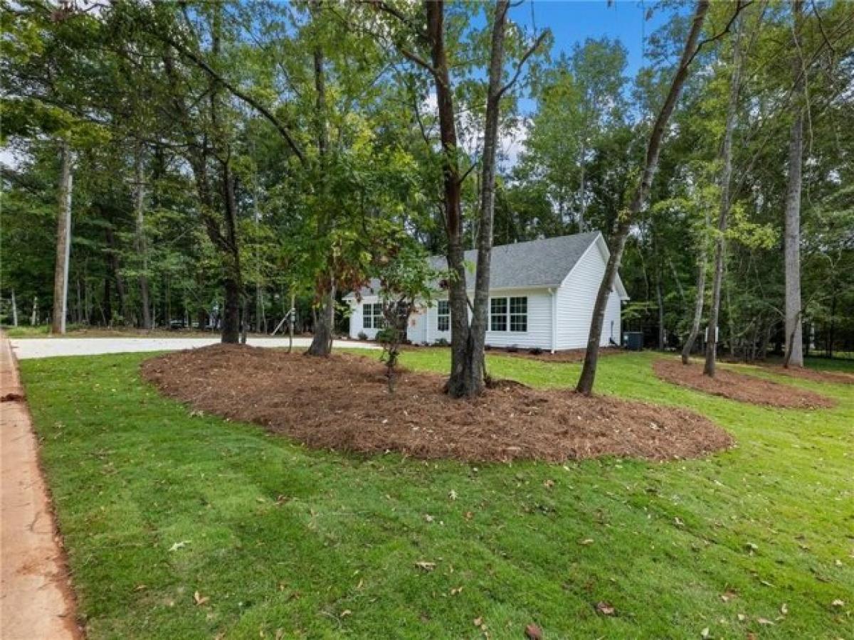 Picture of Home For Sale in Murrayville, Georgia, United States