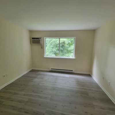 Home For Rent in Danbury, Connecticut