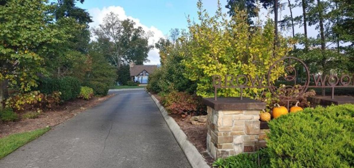 Picture of Residential Land For Sale in Lookout Mountain, Georgia, United States