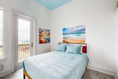 Apartment For Rent in Crystal Beach, Texas