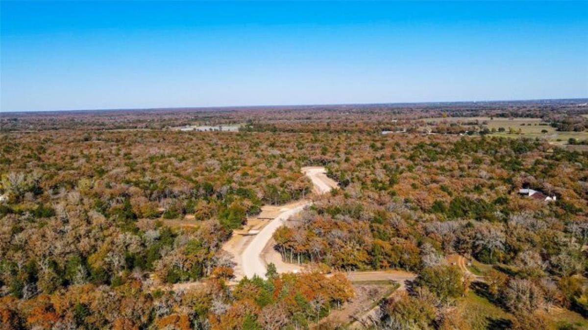 Picture of Residential Land For Sale in Caldwell, Texas, United States