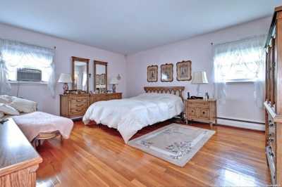 Home For Sale in Northport, New York