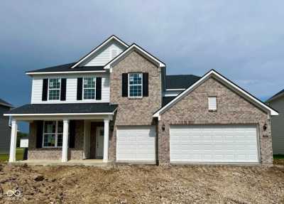 Home For Sale in Zionsville, Indiana