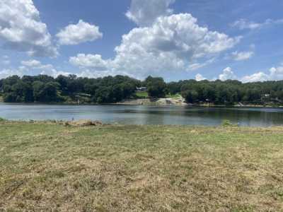 Residential Land For Sale in Clifton, Tennessee