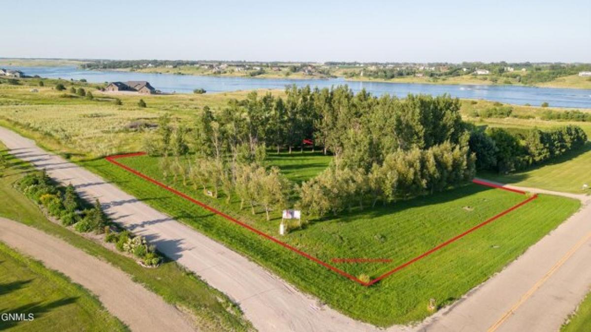 Picture of Residential Land For Sale in Jamestown, North Dakota, United States