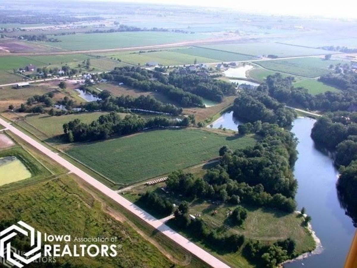 Picture of Residential Land For Sale in West Burlington, Iowa, United States