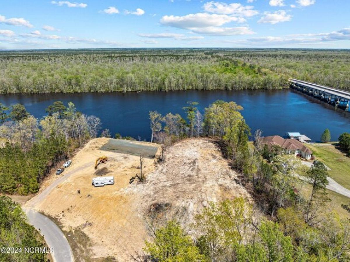 Picture of Residential Land For Sale in Winton, North Carolina, United States