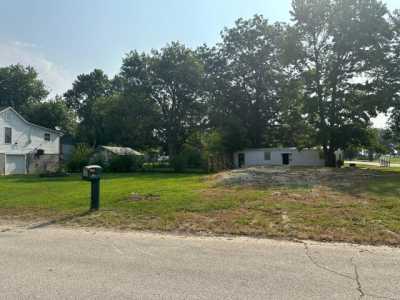 Residential Land For Sale in Winfield, Missouri