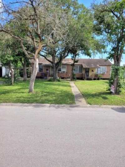 Home For Sale in Kingsville, Texas