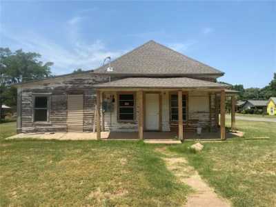 Home For Sale in Elk City, Oklahoma