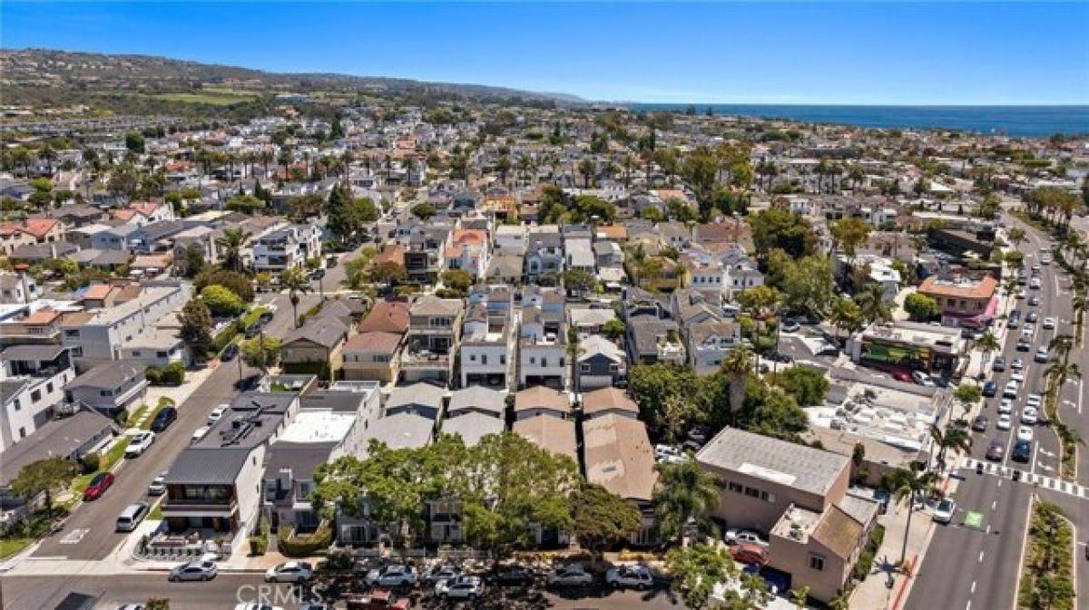 Picture of Home For Sale in Corona del Mar, California, United States