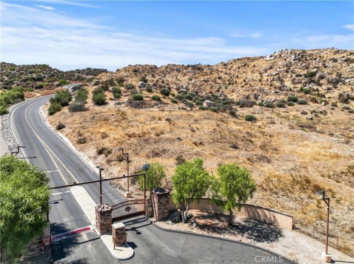 Picture of Residential Land For Sale in Nuevo, California, United States