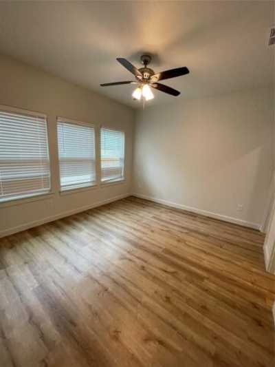 Home For Rent in Denison, Texas