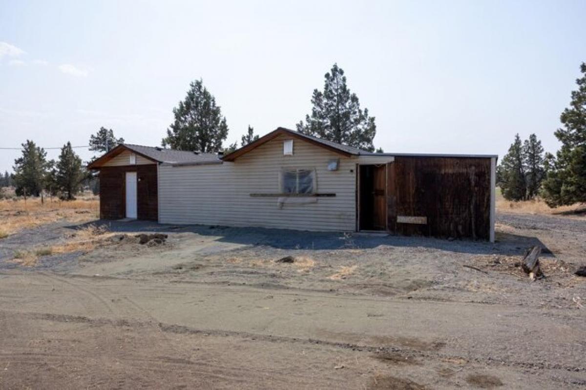 Picture of Residential Land For Sale in Bend, Oregon, United States