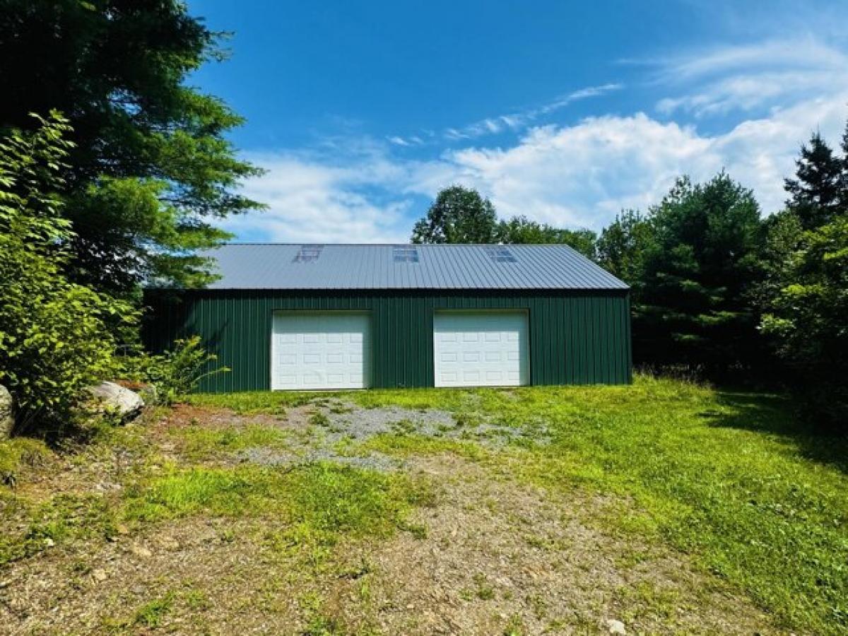 Picture of Residential Land For Sale in Corinna, Maine, United States