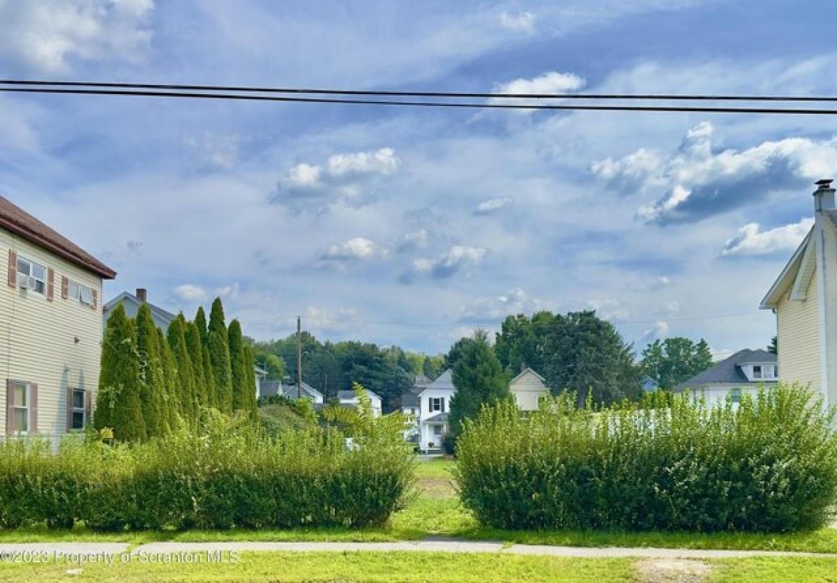 Picture of Residential Land For Sale in Throop, Pennsylvania, United States