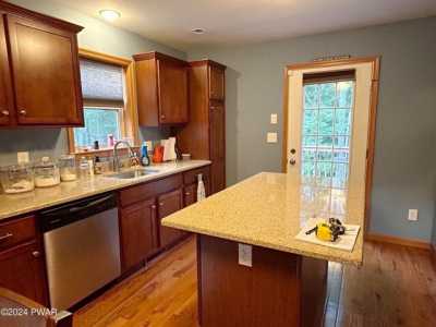 Home For Sale in Hawley, Pennsylvania