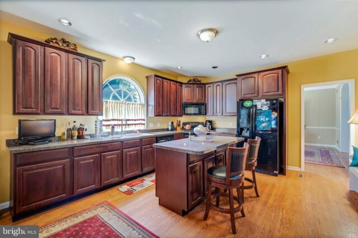 Picture of Home For Sale in Hockessin, Delaware, United States