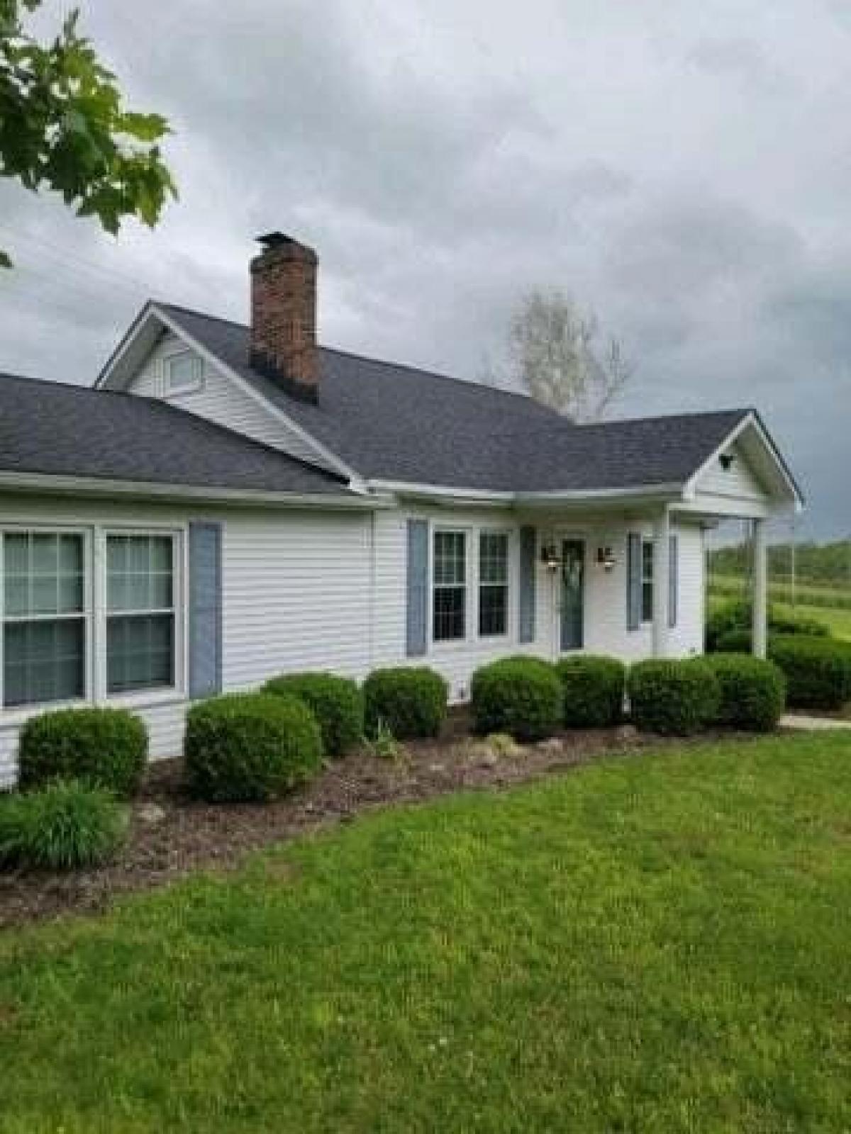 Picture of Home For Rent in Nicholasville, Kentucky, United States