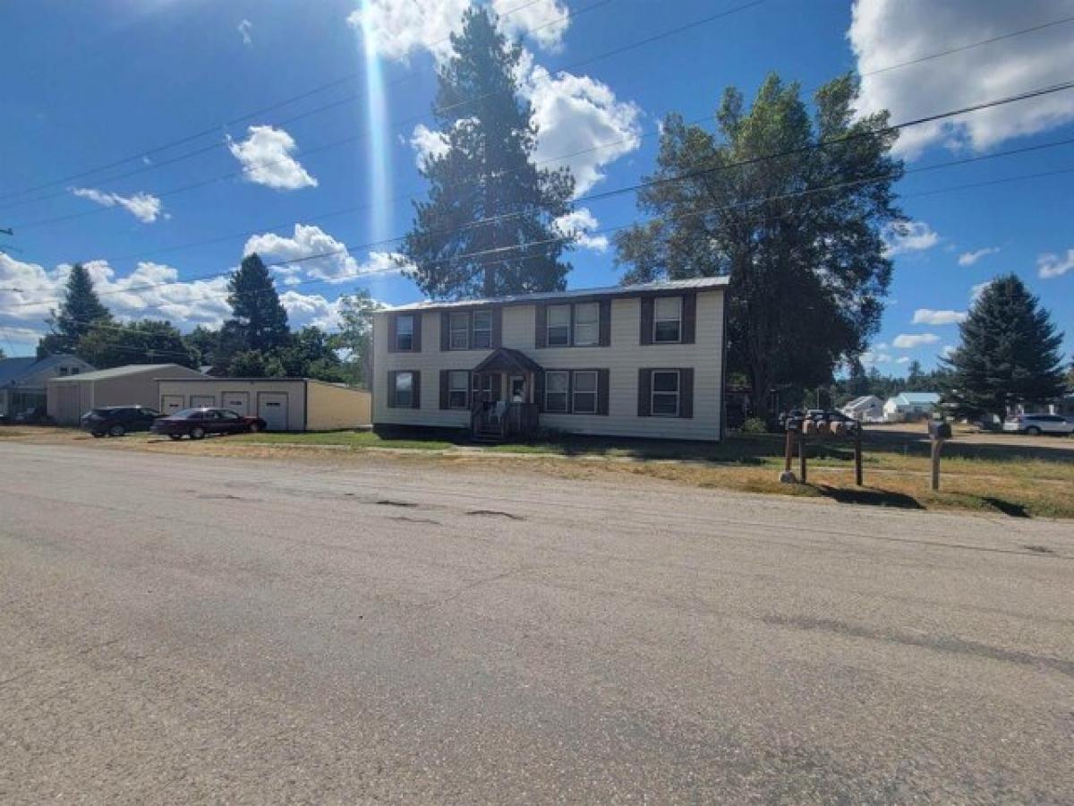 Picture of Home For Sale in Newport, Washington, United States