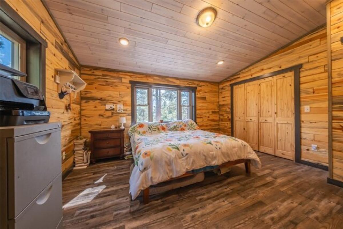 Picture of Home For Sale in Kila, Montana, United States