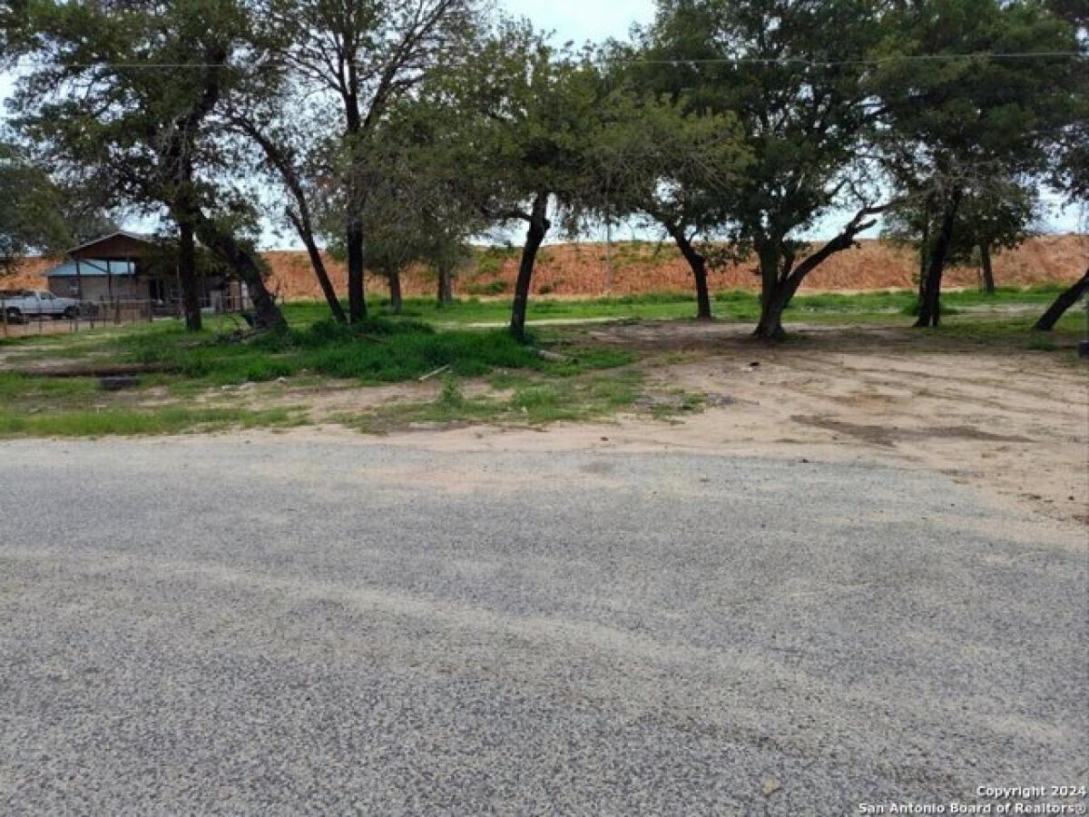 Picture of Residential Land For Sale in Poteet, Texas, United States