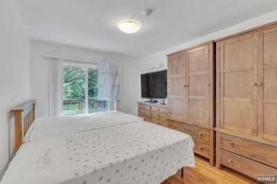 Home For Sale in Harrington Park, New Jersey