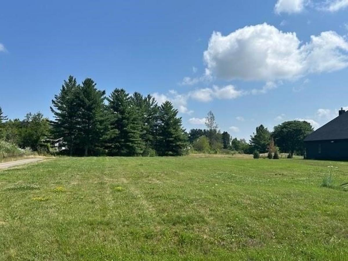 Picture of Residential Land For Sale in Verona, Wisconsin, United States