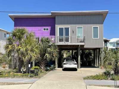 Home For Sale in Pensacola Beach, Florida