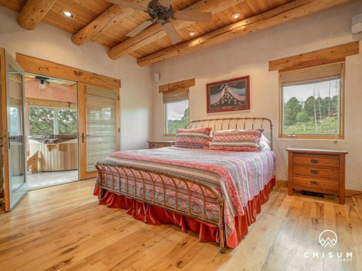 Picture of Home For Sale in Angel Fire, New Mexico, United States