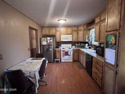 Home For Sale in Aurora, Missouri