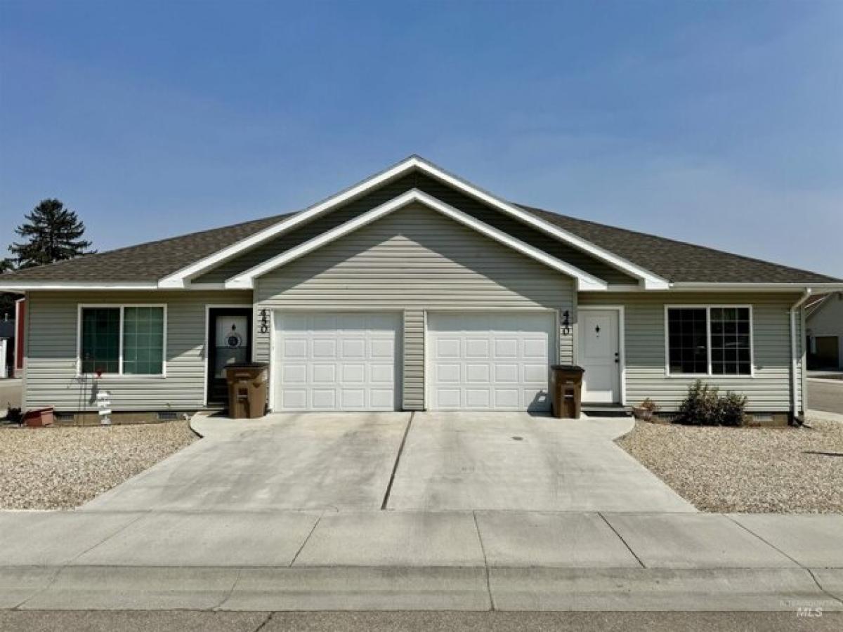 Picture of Home For Sale in Emmett, Idaho, United States