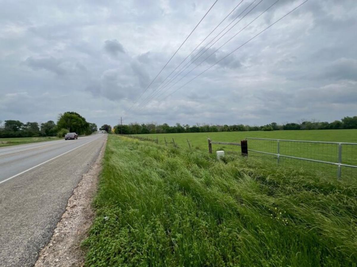 Picture of Residential Land For Sale in Columbus, Texas, United States