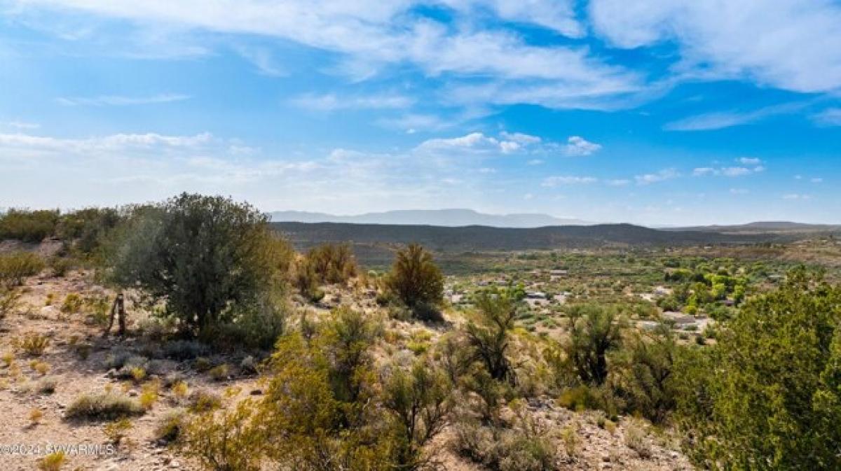 Picture of Residential Land For Sale in Rimrock, Arizona, United States